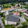 Wie ein "Zelt Gottes": Die katholische Kirche "Zu den Acht Seligkeiten" in Füssen. Sie wird bald Geschichte sein.