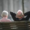 Im Alter den Ruhestand genießen? Viele Deutsche rechnen damit, künftig noch länger arbeiten zu müssen, bevor sie in Rente gehen können.