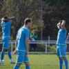 Nicht zu fassen! Der SV Cosmos Aystetten verpasste durch eine torlose Nullnummer beim TSV Haunstetten den Sprung an die Tabellenspitze. Raphael Marksteiner, Nicolas Brummer und Pascal Mader sind genervt. Foto: Oliver Reiser