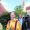 Pfarrer Daniel Schmitt wurde in sein Amt als Pfarrer der Pfarreiengemeinschaft Reimlingen eingeführt. Foto: gne
