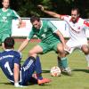 Nach dem 4:0-Sieg beim SV Stadtwerke kehrten Torhüter Lukas Hohenberger sowie seine Mitspieler Ben Götz und Magnus Schneider (von links) mit einer 0:4-Heimpleite gegen den FC Affing schnell wieder auf den Boden der Tatsachen zurück. 	