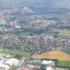 Das Luftbild zeigt den Großraum Aichach mit dem Stadtteil Ecknach von Süden.