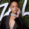 Rihanna fordert ihre Fans auf, Snapchat zu löschen. 