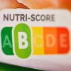 Der sogenannte "Nutri-Score" ist eine farbliche Nährwertkennzeichnung auf einem Fertigprodukt.