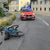 In Schwabmünchen ereignete sich ein Unfall zwischen einer Radfahrerin und einem Auto.