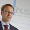 Bundesbankpräsident Jens Weidmann warnt das schuldengebeutelte Griechenland davor, die Verträge mit IWF und EU aufzukündigen.