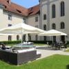 Durchaus modern präsentiert sich der historische Gasthof in Kloster Holzen. Er ist nun in einem neuen Gastronomieverzeichnis zu finden. 