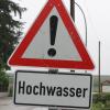 In der Region droht Hochwasser. Es kann sein, dass am Freitag und am Wochenende einzelne Straßen in der Region gesperrt werden müssen.