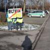 Die Schüler in Königsbrunn planen weitere Aktionen für einen sichereren Verkehr am Gymnasium.