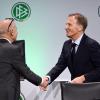 DFB-Präsident Bernd Neuendorf und Vize Hans-Joachim Watzke sind zufrieden mit dem neuen Grundlagenvertrag.