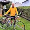 Sein Rennrad, das er in den 60er-Jahren gekauft hat, nutzt Walter Kramer noch heute. Mehr als 270.000 Kilometer hat der 81-Jährige auf dem Sattel verbracht. 