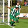 Grund zum Jubeln hatten (von links) Manuel Müller und Philipp Schmid in der abgelaufenen Landesliga-Vorrunde genügend. Mit dem FC Gundelfingen grüßen sie sensationell von der Tabellenspitze – und beide traten beim jüngsten 3:1-Sieg gegen den 1. FC Garmisch-Partenkirchen auch als Torschützen in Erscheinung.