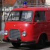 Fast 56 Jahre alt und dafür noch ganz gut in Schuss ist der Ford Transit der Breitenbrunner Feuerwehr. Der knallrote Oldie steht jetzt zum Verkauf. Der Grund ist Platzmangel: Die Wehr bekommt ein neues Fahrzeug und deshalb wird es eng in der Halle. 	