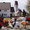 Die Baumaßnahmen in Bubesheim sind laut Bürgermeister Sobczyk nur leicht außerhalb des Zeitplans. 	
