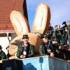 Bestes Wetter und prächtige Stimmung - tausende Besucherinnen und Besucher säumten wieder die Straßen Balzhausens