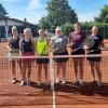 Freude über den Titelgewinn: die Burgheimer Tennisdamen (von links) Marion Studtrucker, Milena Stadler, Sophia Wagner, Steffi Barz, Ann-Kathrin Braun und Kathrin Wenger.  	