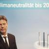 Klimaminister Robert Habeck stellt die Weichen, um Deutschland bis 2035 mit reinem Ökostrom zu versorgen. Geht die Rechnung auf?  