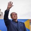Silvio Berlusconi war in den vergangenen Jahrzehnten viermal Regierungschef in Italien. Nun stört er die Regierungsbildung - unter anderem mit seiner Freundschaft zu Putin.