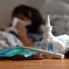 "Die Menschen sind wirklich krank": Bundesweit rollt die Grippewelle und auch in Unterfranken stecken sich immer mehr Menschen mit Influenzaviren an.