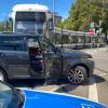 Am Theodor-Heuss-Platz sind am Samstagmittag ein Auto und eine Tram zusammengestoßen.