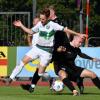 Am Einsatzwillen von Jonas Schneider (links) mangelt es nicht, dass der FCG derzeit zu viele Punkte liegen lässt. Foto: Walter Brugger