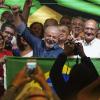 Erleichtert - Brasiliens Präsidentschaftskandidat und ehemaliger brasilianischer Präsident Luiz Inacio Lula da Silva von der Arbeiterpartei hält seine erste Rede vor der Presse nach seinem Sieg über den amtierenden Präsidenten Bolsonaro.