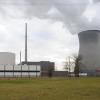 Eine neue, etwa zehn Meter hohe Stahlbetonwand, soll das Zwischenlager am Kernkraftwerk Gundremmingen vor Terrorangriffen zusätzlich schützen.