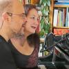 Gemeinsam mit seiner Frau Renate nimmt Georg Lehmacher, der 30 Lieder selbst geschrieben und komponiert hat, Gesangsunterricht in Mering. 