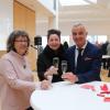 Sie schätzen das Miteinander in Günzburg: Zweite Bürgermeisterin Ruth Niemetz (CSU), SPD-Ortsvorsitzende Simone Riemenschneider-Blatter und Oberbürgermeister Gerhard Jauernig.
