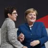 Annegret Kramp-Karrenbauer übernimmt von Angela Merkel den CDU-Vorsitz. 