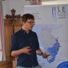 ILE-Regionalmanager Andreas Probst erklärt die Idee vom
Streuobstband. 