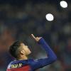 Neymar erzielt das wichtige erste Tor für Barcelona.
