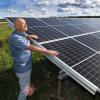 Würde gerne mehr Photovoltaik bauen, sieht sich aber von den Gemeinden ausgebremst: Solar-Unternehmer Günther Vollath. 