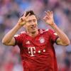 Der Torschütze des FC Bayern München, Robert Lewandowski, jubelt über sein 200. Bundesliga-Tor gegen Borussia Dortmund. Kurz vor Ende erhöhte er sein Konto auf 201 Treffer.