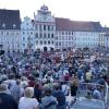 Zahlreiche Besucherinnen und Besucher zog es zum Konzert der Stadtkapelle auf der Ruethenfest-Bühne.