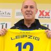 Mario Basler soll den 1. FC Lokomotive Leipzig wieder nach oben führen.