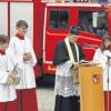 Bei einem Festakt erhielten zwei Fahrzeuge der Deisenhauser Feuerwehr den kirchlichen Segen durch Dekan Klaus Bucher.  