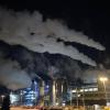 Dieses beeindruckende nächtliche Dampfwolken-Schauspiel in der Südzucker-Fabrik in Rain endet an diesem Wochenende mit dem Abschluss der Kampagne 2023/24.
