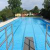 Am letzten Saisontag: Ein Gefühl wie in einem Privatswimmingpool im Schwimmerbecken des Freibads. 