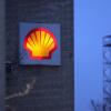 Von 2009 auf 2010 war Shell dank gestiegener Ölpreise sogar ein Gewinnsprung um 61 Prozent gelungen. Foto: Bodo Marks dpa