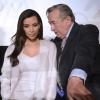 Er zeigt ihr, wo es hin gehen soll. Doch Richard Lugners Gaststar Kim Kardashian will beim Wiener Opernball wohl nicht so, wie er will.
