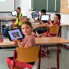 Die Mädchen und Buben der Grundschule Jettingen-Scheppach nutzen iPads. 