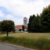 Im Zuge der Dorferneuerug soll das Areal zwischen der Kirche und dem Vereinsstadel zum neuen Hirblinger Ortszentrum werden.