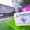 Die EU-Kommision verlängert die Zulassung des Herbizid-Wirkstoffs Glyphosat. Was steckt hinter dem Mittel?