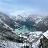 Fast verwunschen sieht der Geirangerfjord im Winter aus. Im Sommer tummeln sich in dem engen Gebiet zwischen Juni und August 800.000 Touristen.
