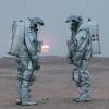 Astronauten trainieren für die nächste Mission in der Wüste. 