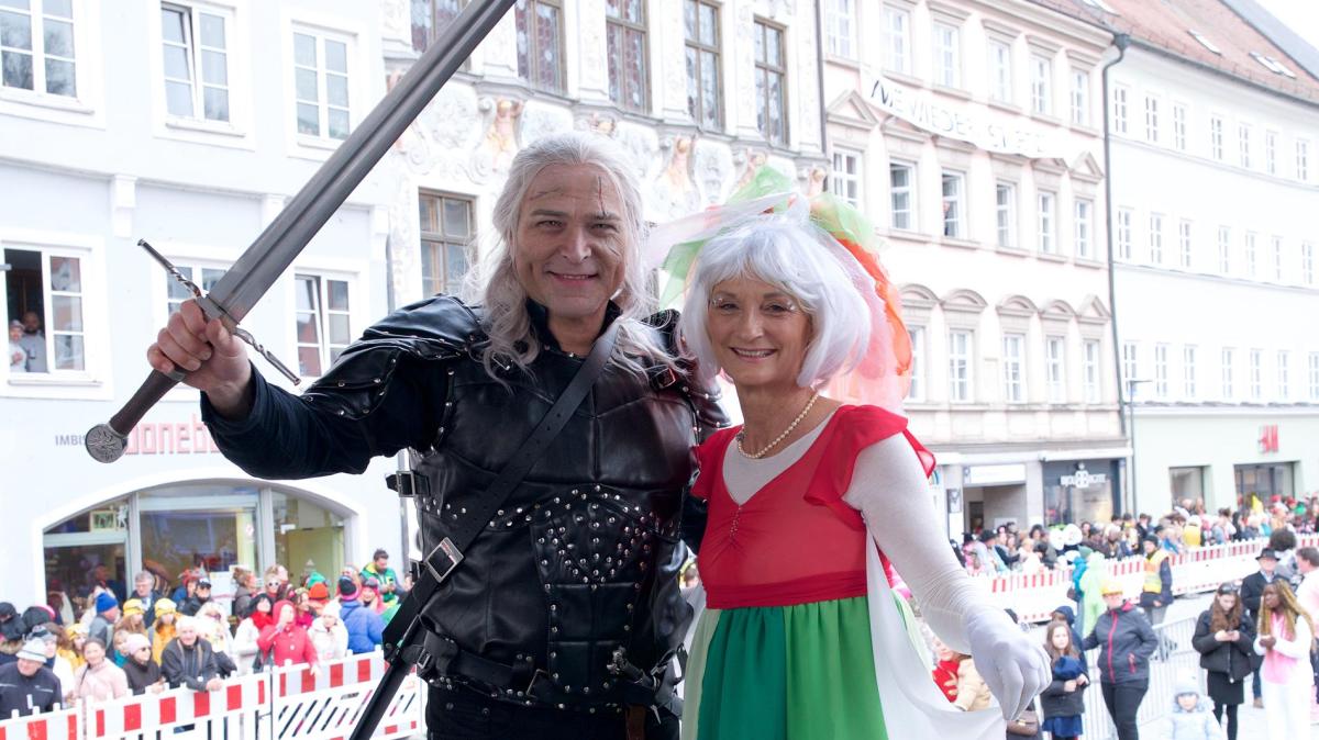 Fasching-und-Wahlkampf-Das-LT-begleitet-Sie-dabei