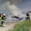 Die Feuerwehr musste am Samstagnachmittag ein in Brand geratenes Auto an der B 16 zwischen Bruck und Maxweiler löschen. 	
