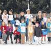 Bei den Vereinsmeisterschaften im Eiskunstlauf des ESV Burgau stellten sich die Sportler in sieben Kategorien den Punktrichtern. Neben der Konzentration auf ihren Sport trotzten die Teilnehmer auch noch dem leichten Regen.  