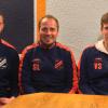 Der SV Wulfertshausen hat seinen Vertrag mit den Trainern verlängert: (von links) Bastian Schaller, Mijo Stanic, Sportlicher Leiter Daniel Lechner, Volker Steger und Tobias Dauser. 	